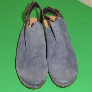 Naot upgrade sling back suede mule clogs Sz 39 8